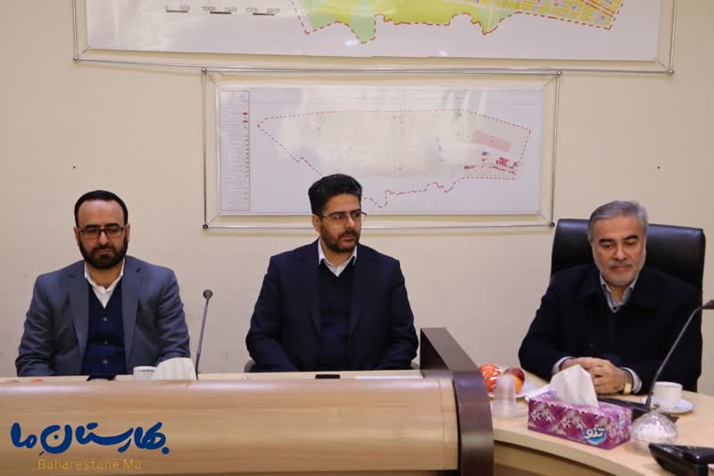 تکریم-مهندس-حمیدرضا-رحیمی-و-معرفی-دکتر-احمدی-به-عنوان-سرپرست-شرکت-عمران-بهارستان